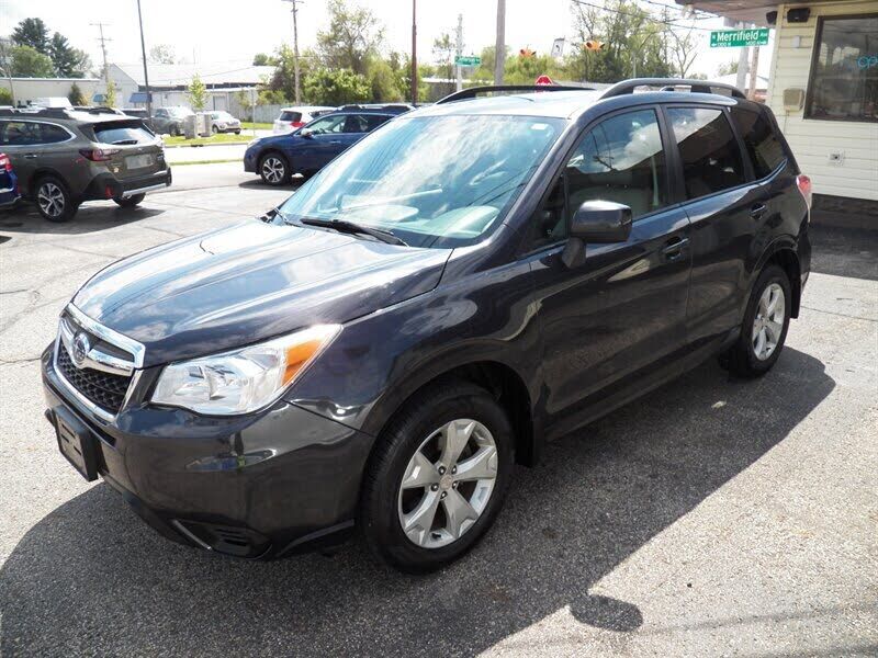 2016 SUBARU Forester