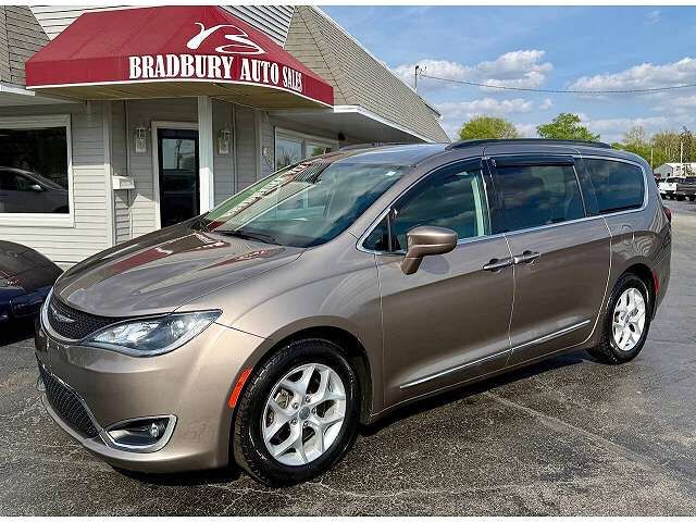 2017 CHRYSLER Pacifica