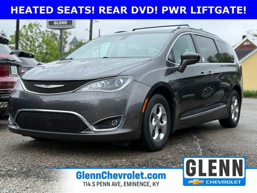 2017 CHRYSLER Pacifica