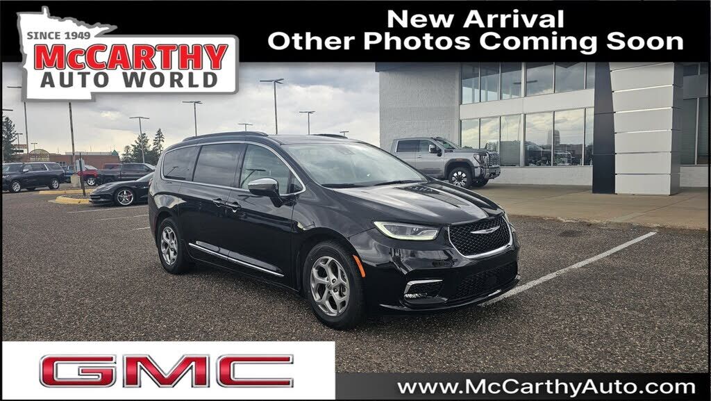 2023 CHRYSLER Pacifica