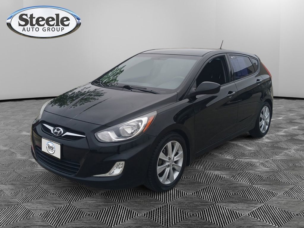 2012 HYUNDAI Accent