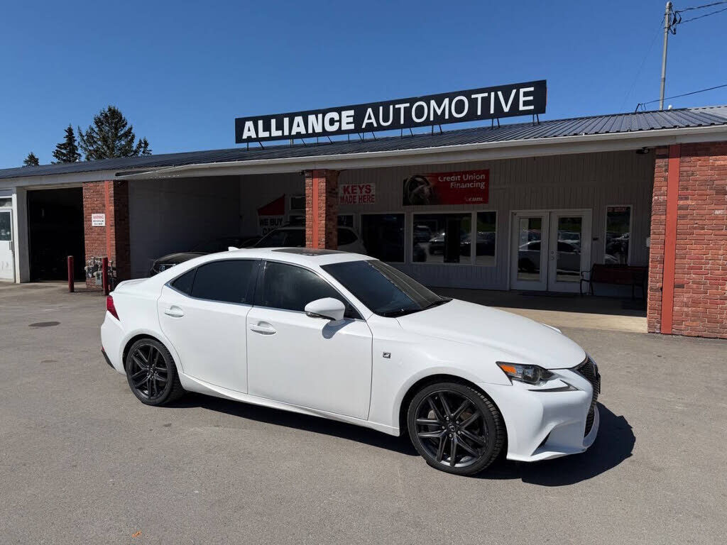 2016 LEXUS IS