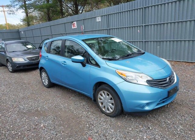 2015 NISSAN Versa