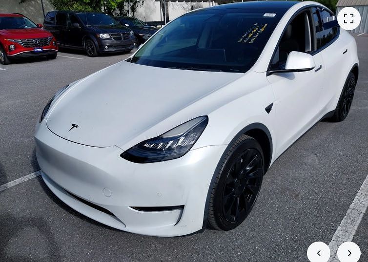 2021 TESLA Model Y