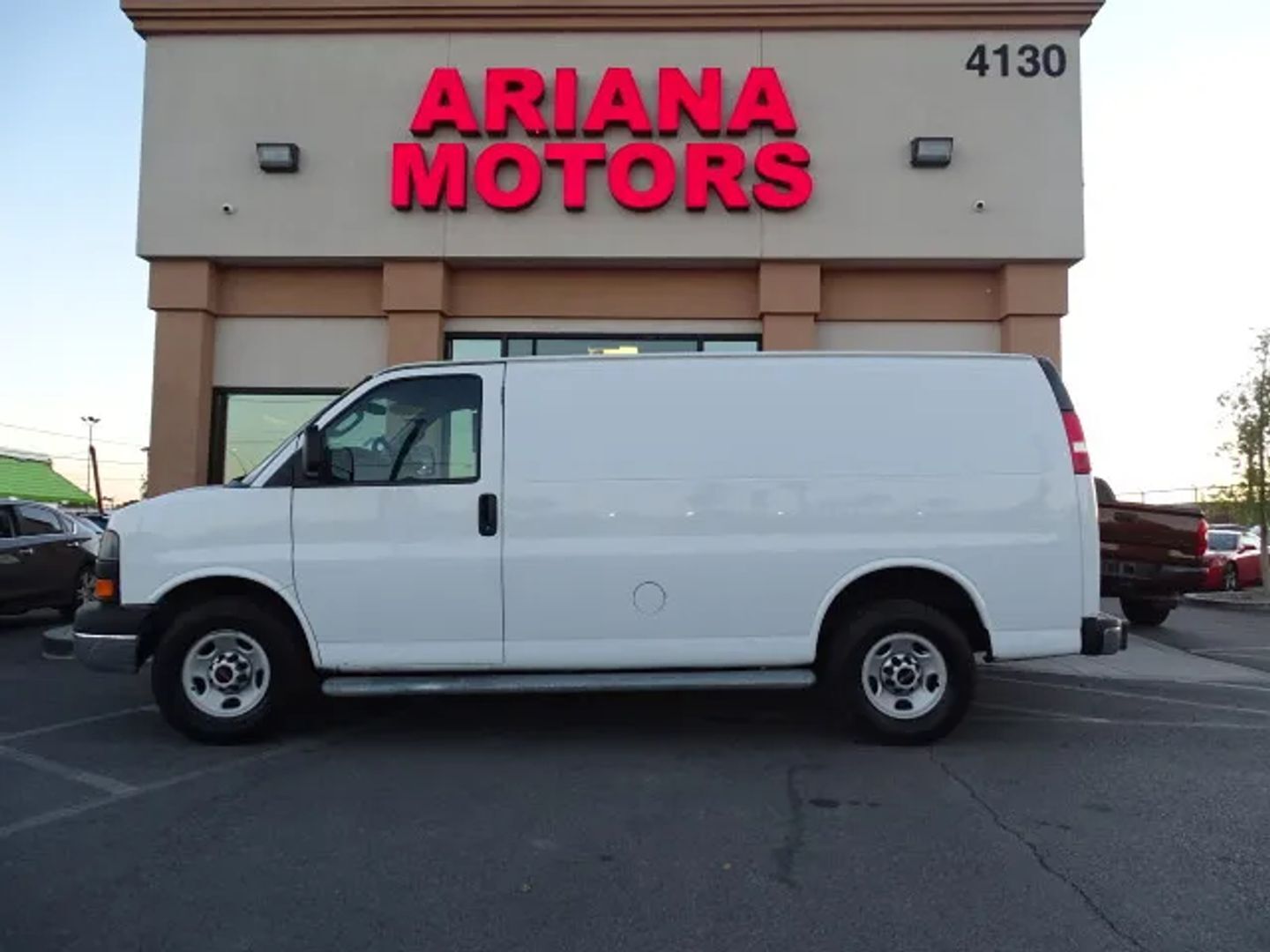2016 GMC Savana