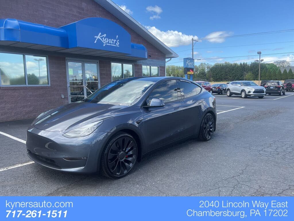 2022 TESLA Model Y