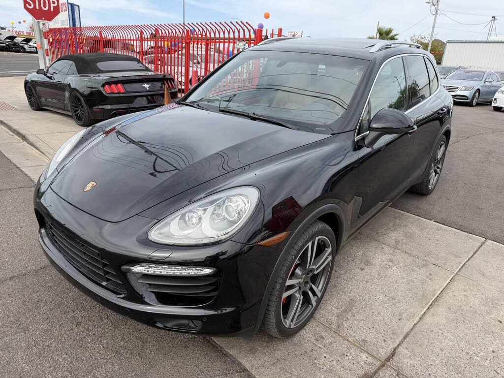 2012 PORSCHE Cayenne