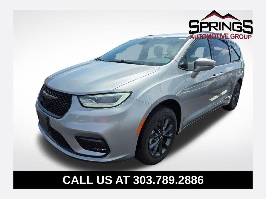 2021 CHRYSLER Pacifica