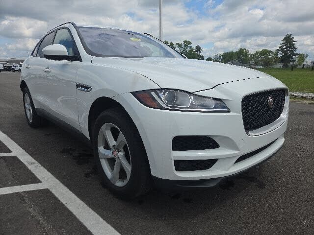 2017 JAGUAR F-Pace