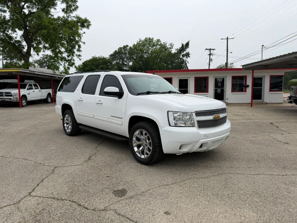 2013 CHEVROLET Suburban