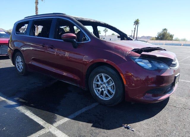 2021 CHRYSLER Voyager