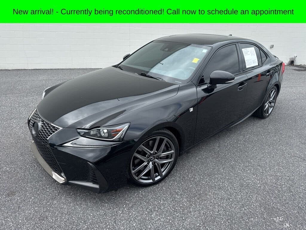 2020 LEXUS IS