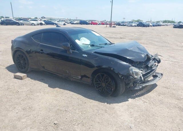 2013 TOYOTA Scion