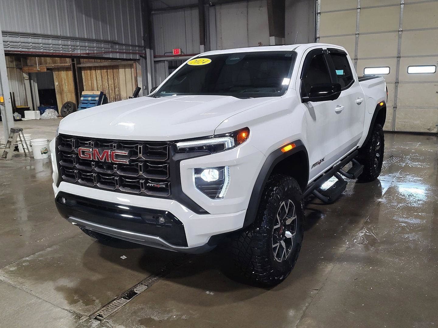 2024 GMC Canyon