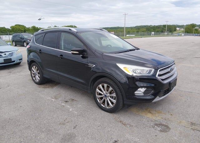 2017 FORD Escape