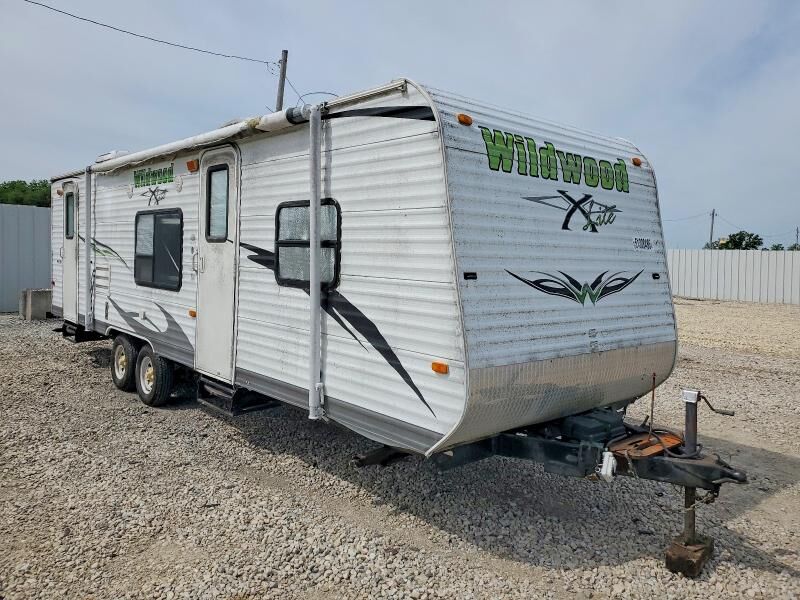 2011 FOREST RIVER Wildwood towables