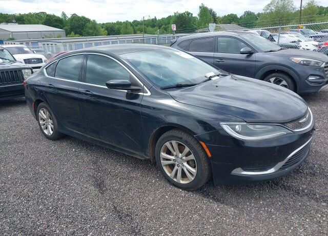 2015 CHRYSLER 200