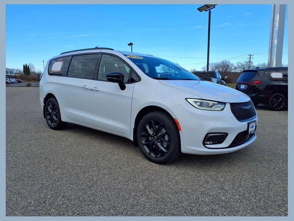 2026 CHRYSLER Pacifica