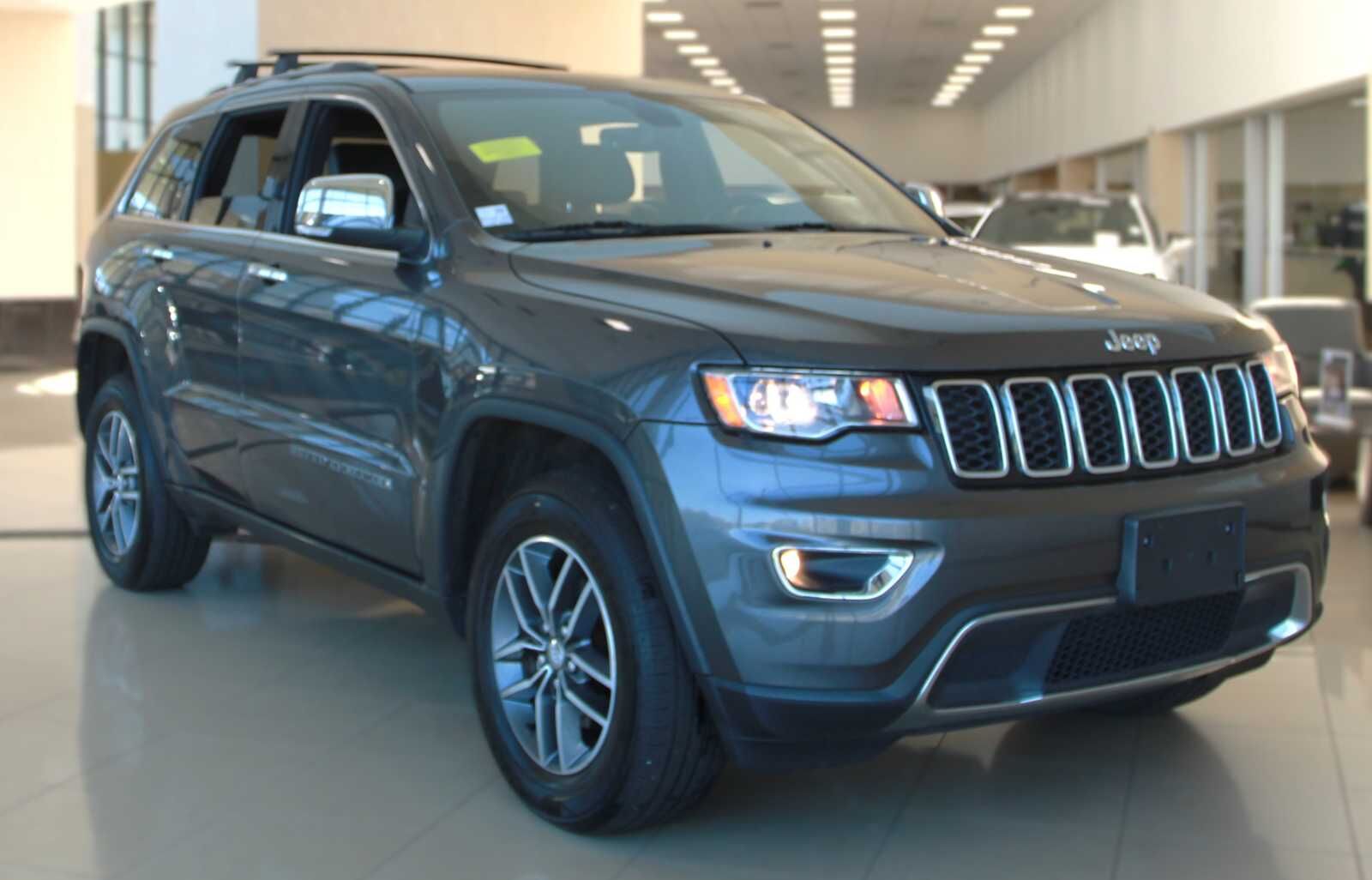 2017 JEEP Grand Cherokee