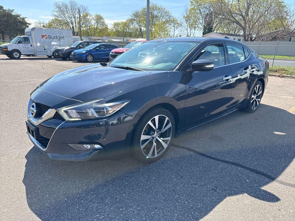 2016 NISSAN Maxima
