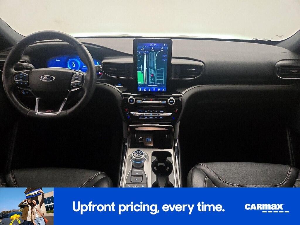 2024 FORD Explorer