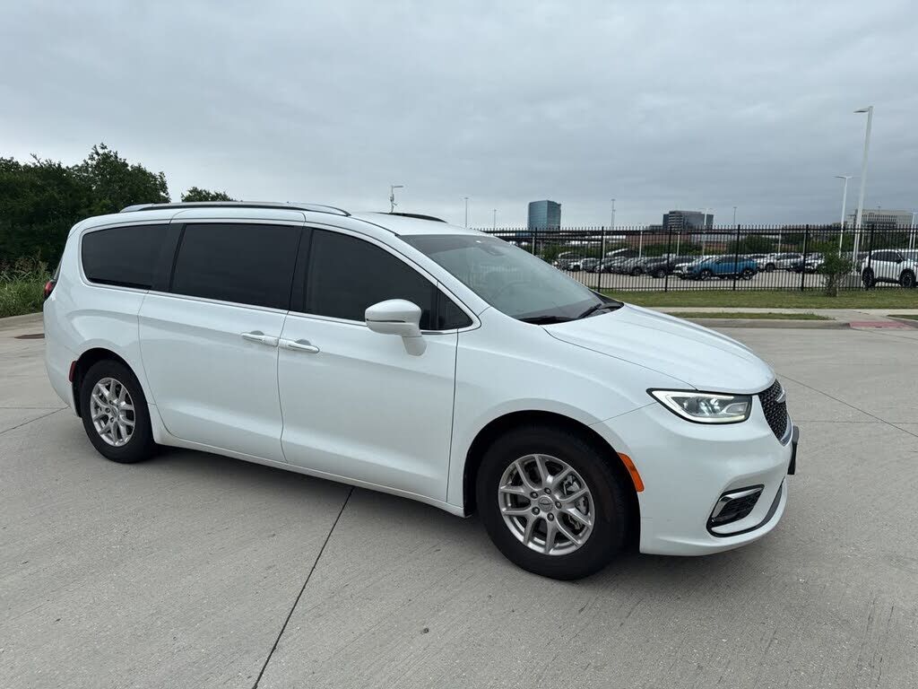 2021 CHRYSLER Pacifica