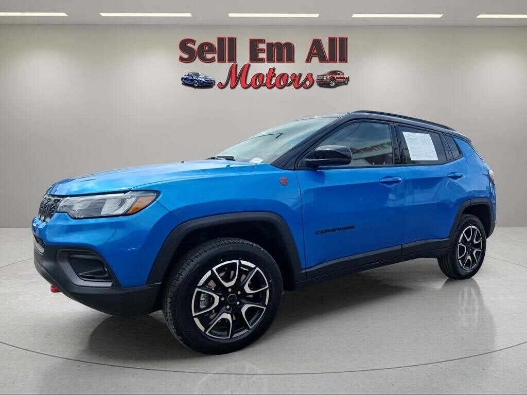 2025 JEEP Compass