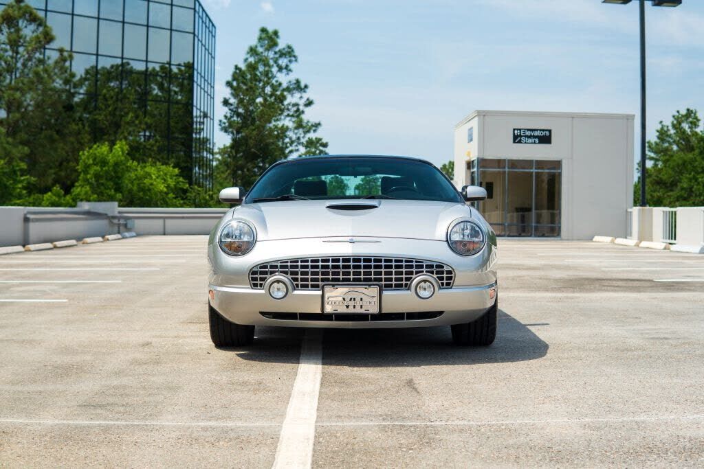 2004 FORD Thunderbird