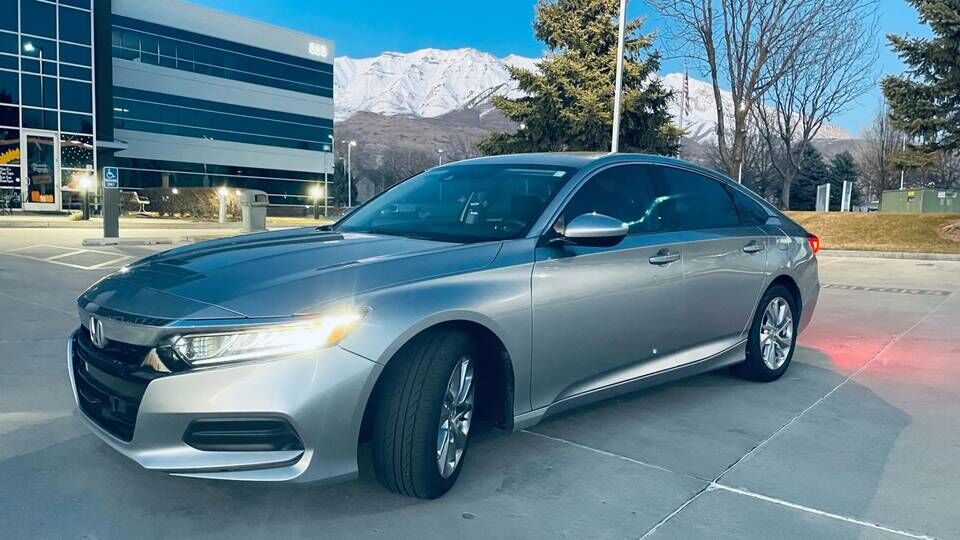 2019 HONDA Accord