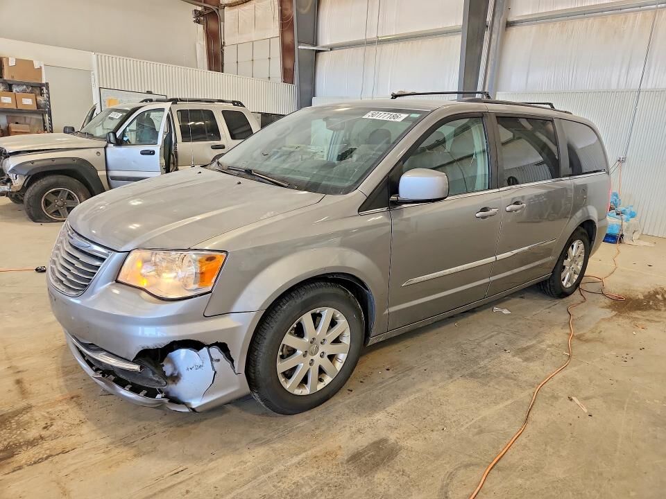 2016 CHRYSLER Town and Country