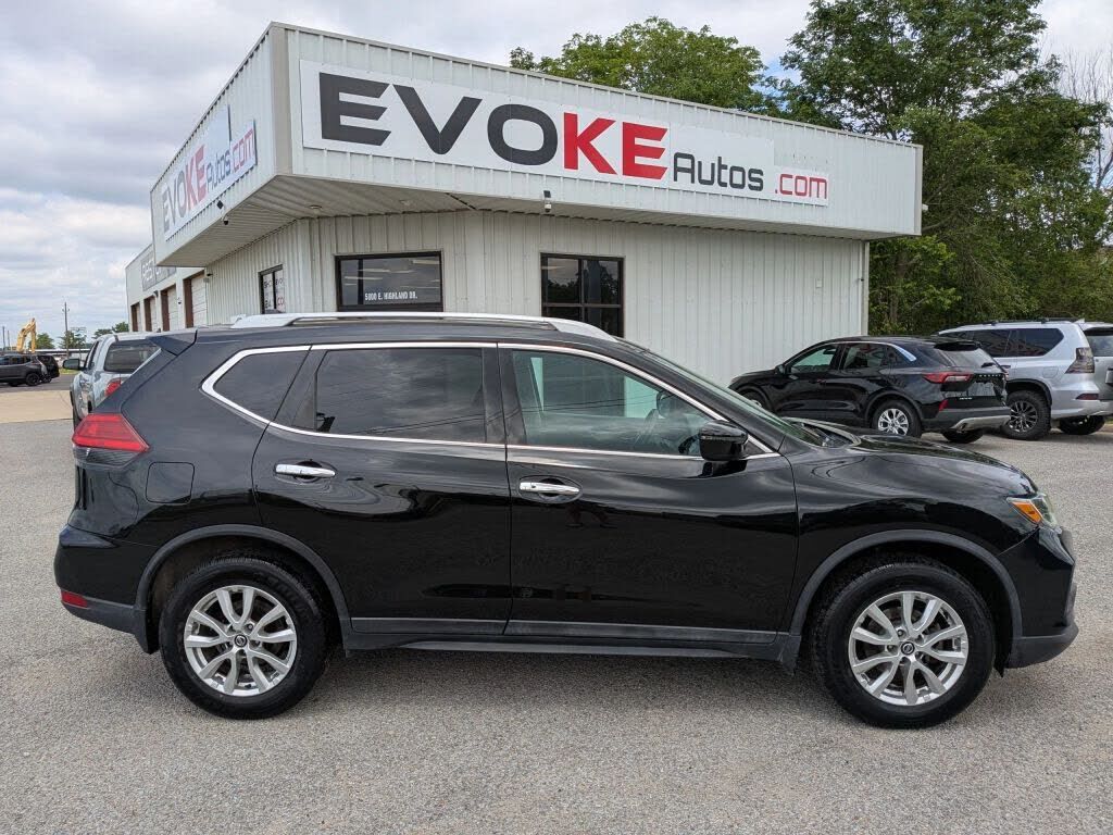 2017 NISSAN Rogue