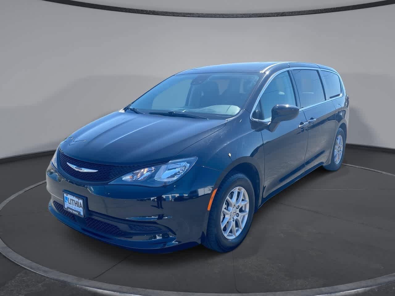 2024 CHRYSLER Voyager