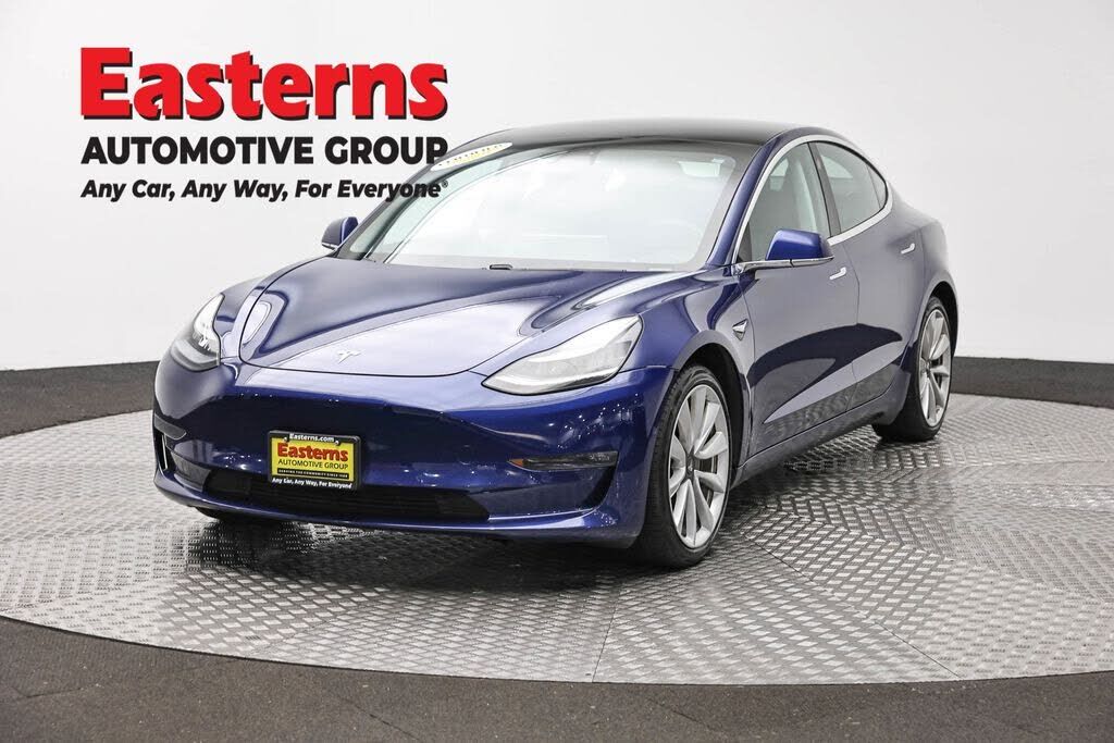 2020 TESLA Model 3