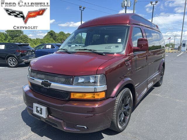 2025 CHEVROLET Express
