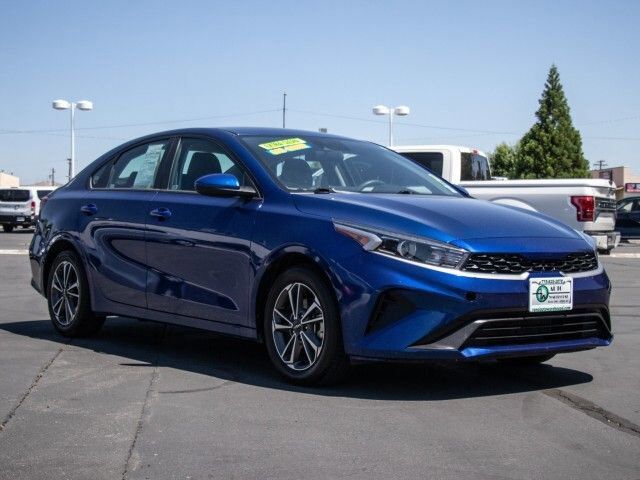 2023 KIA Forte