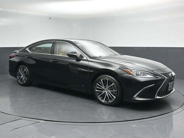 2023 LEXUS ES