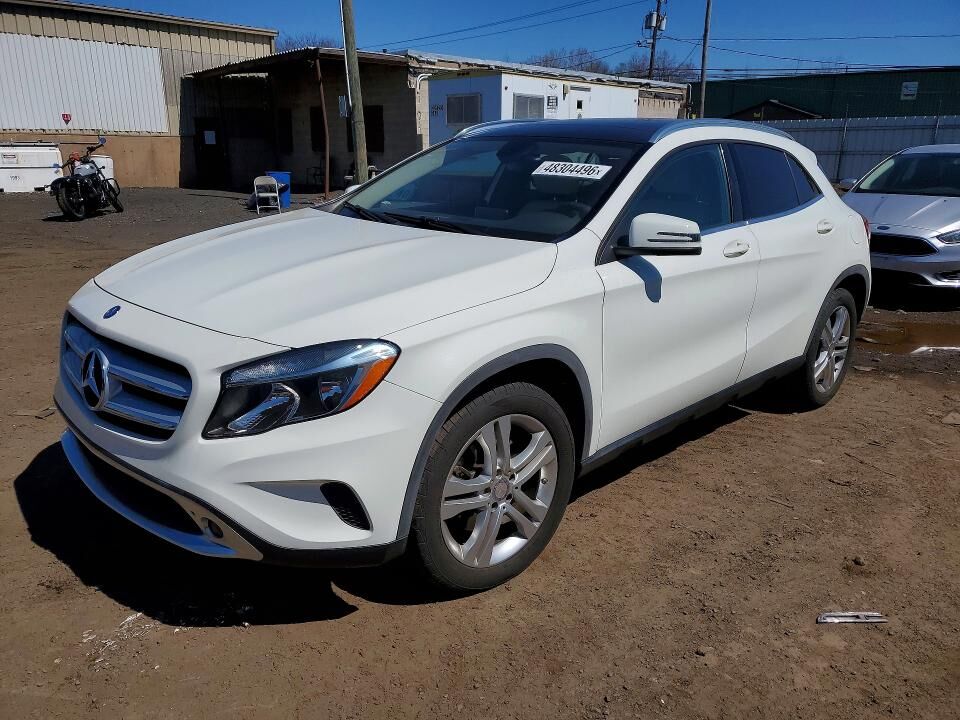 2015 MERCEDES-BENZ GLA-Class