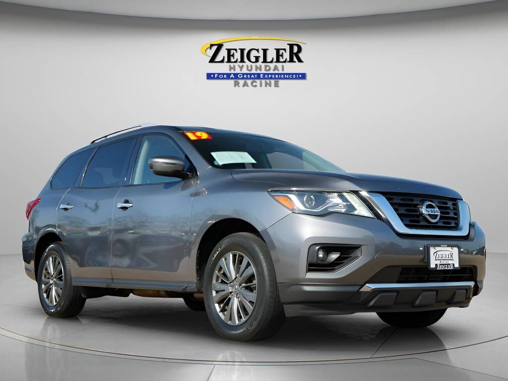 2019 NISSAN Pathfinder