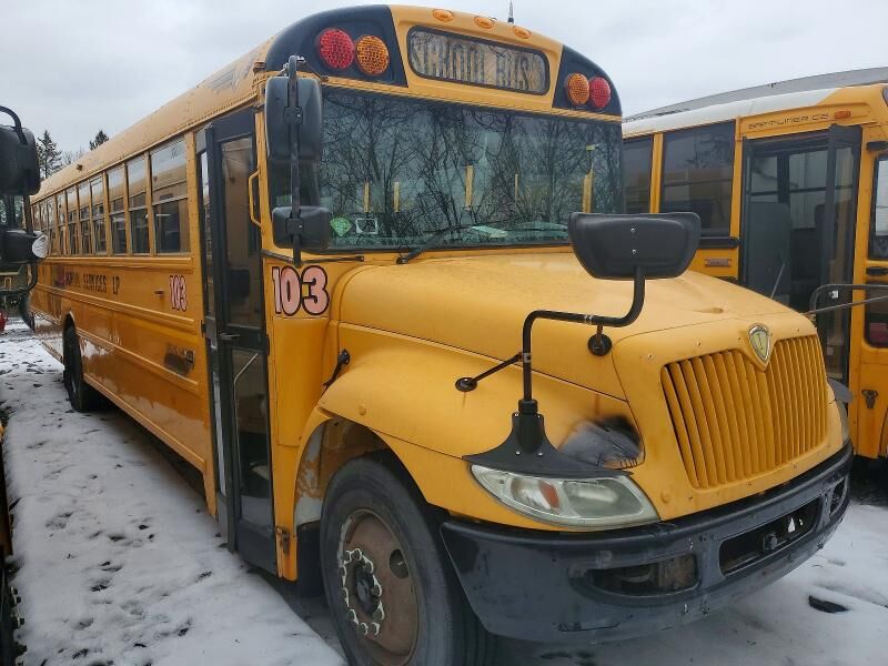 2014 IC BUS PB105
