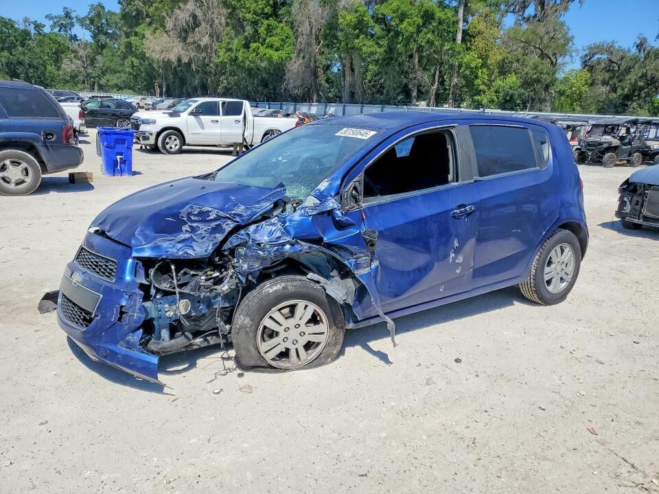 2013 CHEVROLET Sonic