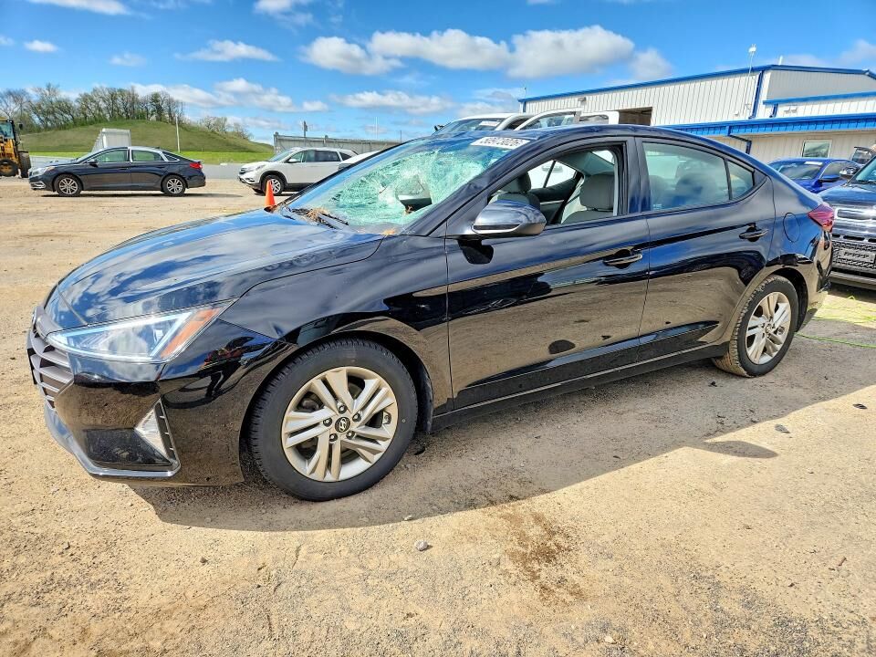 2019 HYUNDAI Elantra