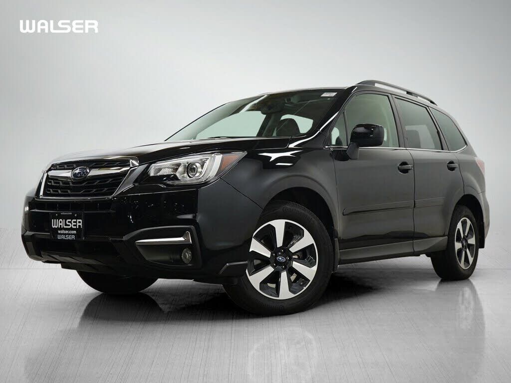2017 SUBARU Forester
