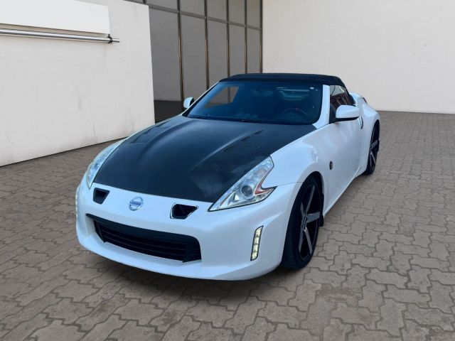 2014 NISSAN 370Z