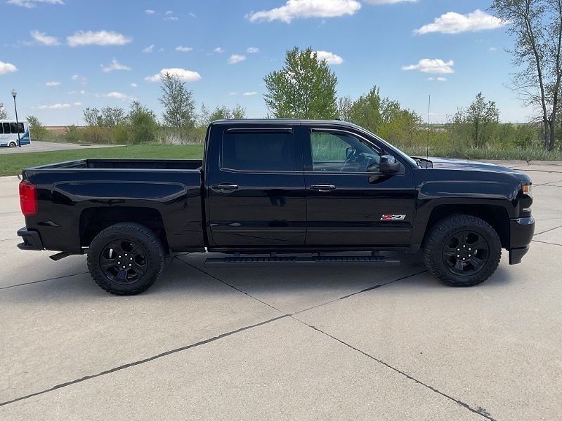 2017 CHEVROLET Silverado