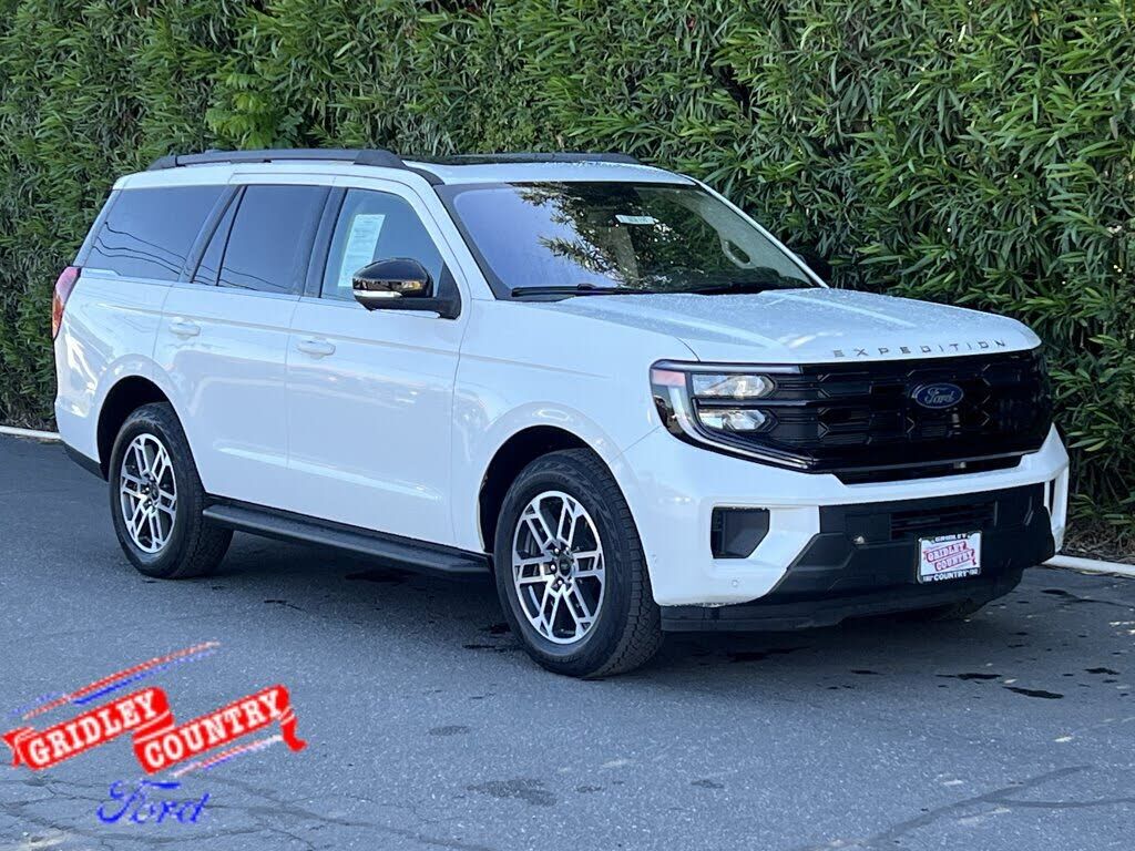 2025 FORD Expedition