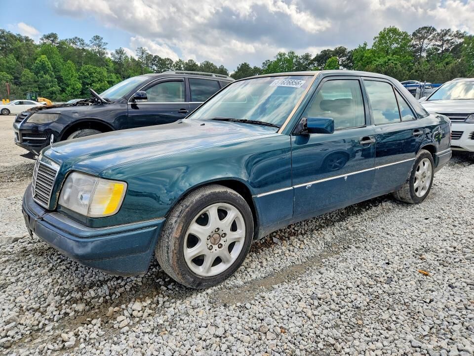 1995 MERCEDES-BENZ E-Class
