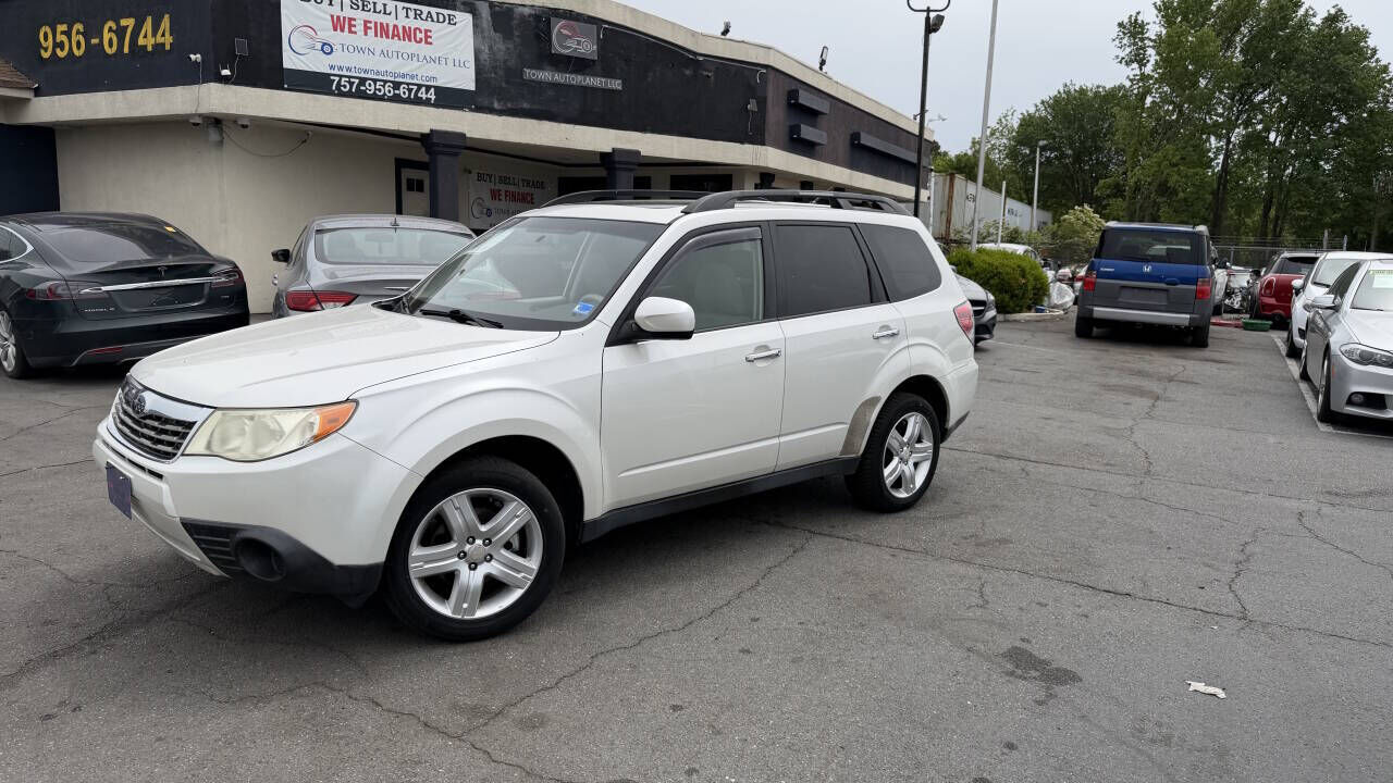 2010 SUBARU Forester