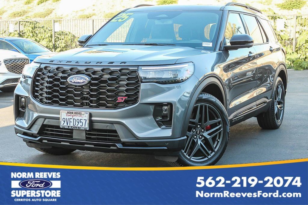 2025 FORD Explorer