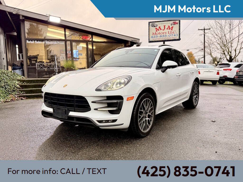 2016 PORSCHE Macan