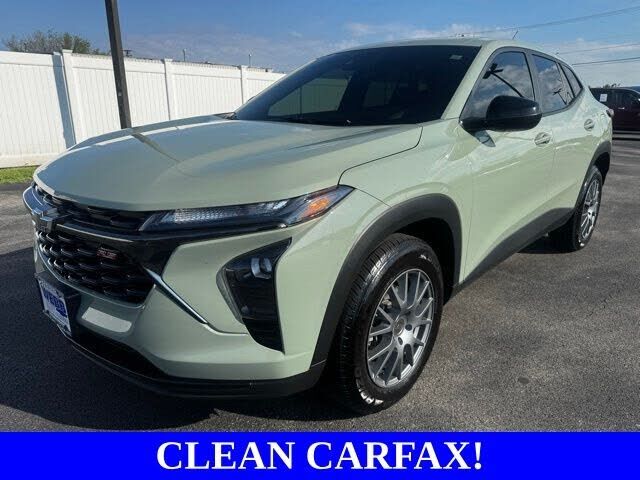 2024 CHEVROLET Trax
